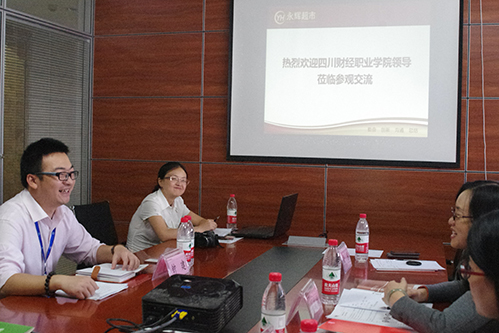 热烈友好的会谈气氛11.jpg